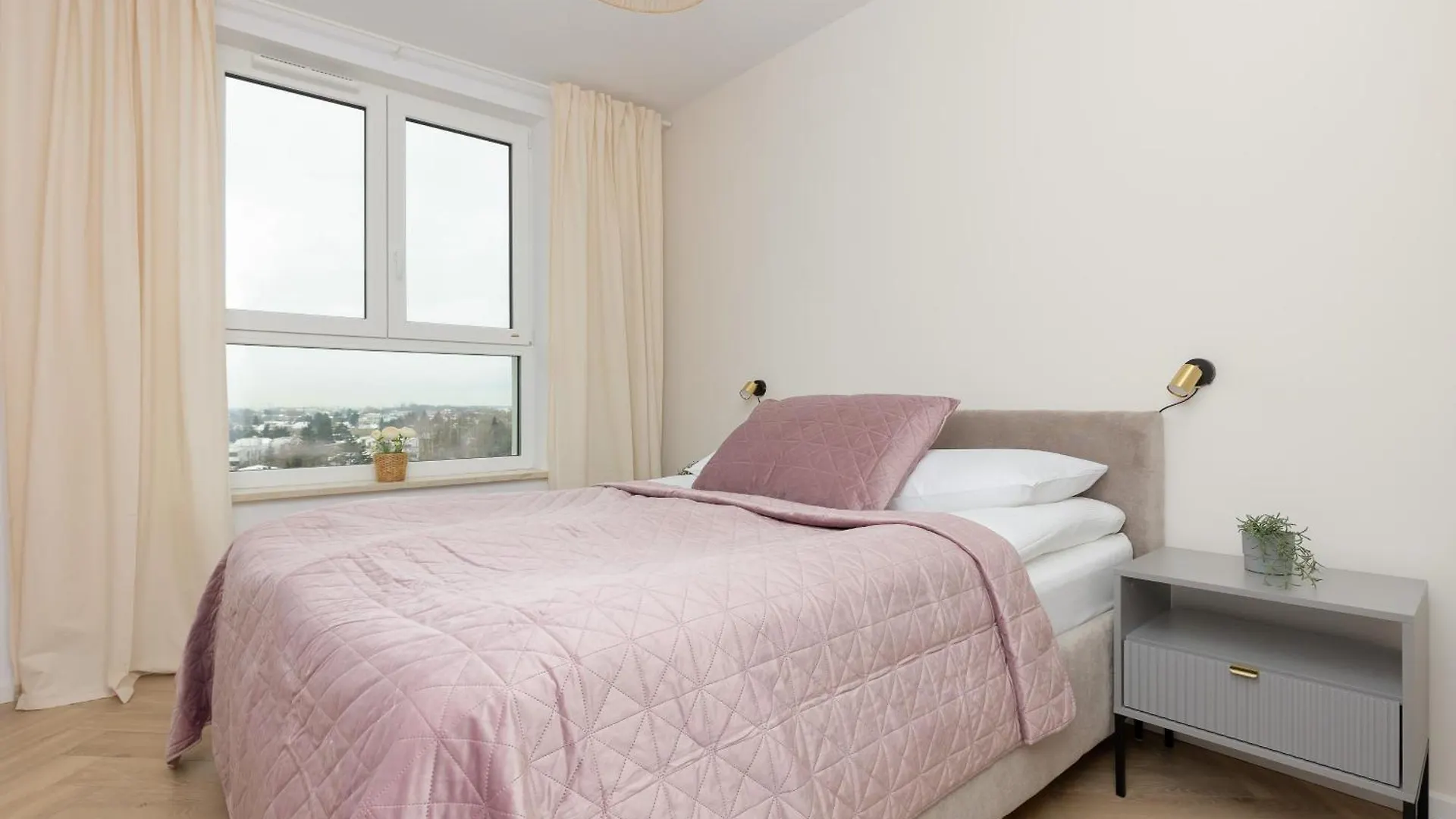 Warsaw Skyline Apartment By Noclegi Renters 0*,  Polonia